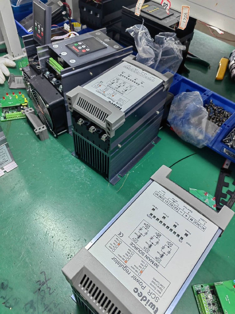 电力调解器无输出是什么原因？？